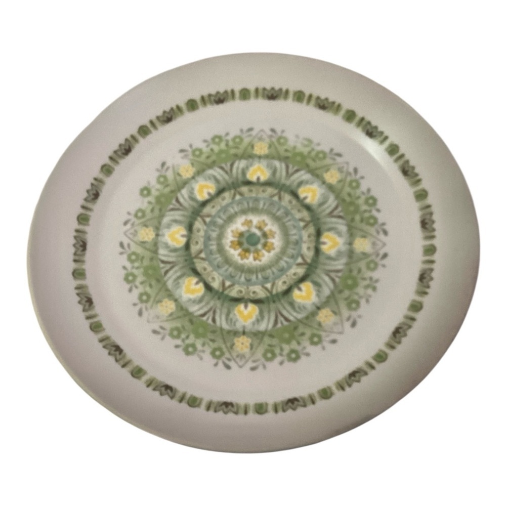 Noritake Progression "Palos Verde" pattern lunch plate.